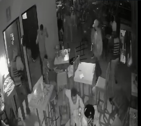 Terror en México: un bar entero en San Luis Potosí asaltado por un comando armado