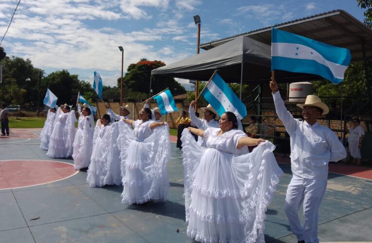 Miles de turistas ya disfrutan de la séptima edición del Festival Nacional de las Flores en Siguatepeque