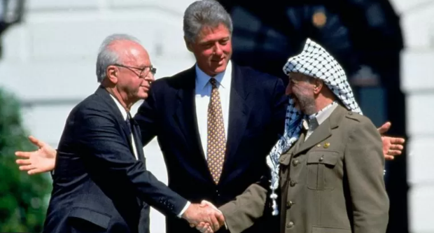 Quién fue Isaac Rabin y por qué su magnicidio supuso un duro golpe para el proceso de paz entre israelíes y palestinos