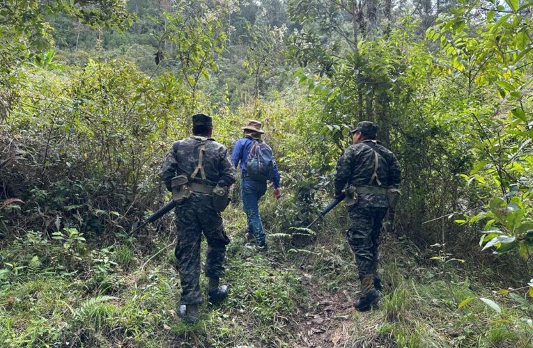 Aguas de Siguatepeque y Batallón de Ingenieros continúan realizando inspecciones en la Microcuenca Quebrada Chamalucuara