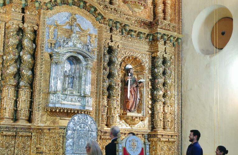 Restauran retablo mayor de la iglesia Catedral de Comayagua