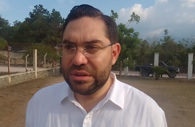 Diputado Jorge Cálix denuncia falta de apoyo de autoridades de Libre para registrarse en la Unidad de Política Limpia