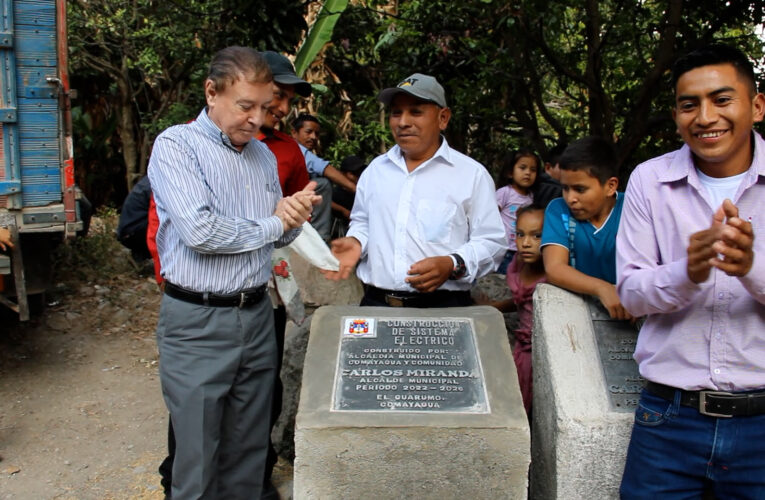 Alcaldía de Comayagua inaugura importante proyecto de energía eléctrica en la comunidad de El Guarumo