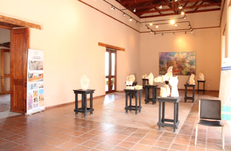 Exposición “Fluyentes” de Piedra y Mármol disponible en la Casa de la Cultura de Comayagua