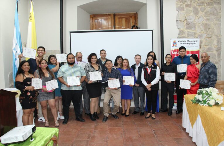 Alcaldía de Comayagua y el IHCINE, entregan certificado a 15 jóvenes formados en taller de producción cinematográfico