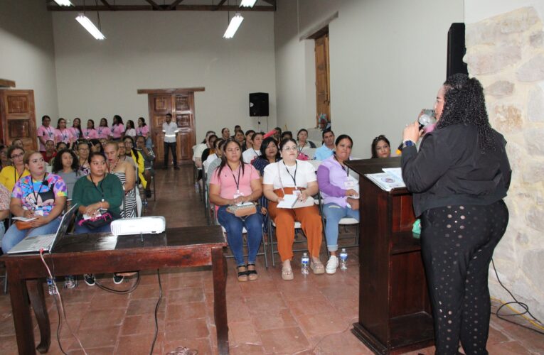 Mujeres de Comayagua, Ajuterique y Lejamanì realizan foro “Liderazgo de Mujeres en Gestión de Agua 2024”