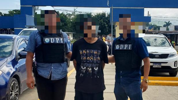 Por abusar sexualmente de una fémina individuo es capturado por agentes de la DPI en Comayagua