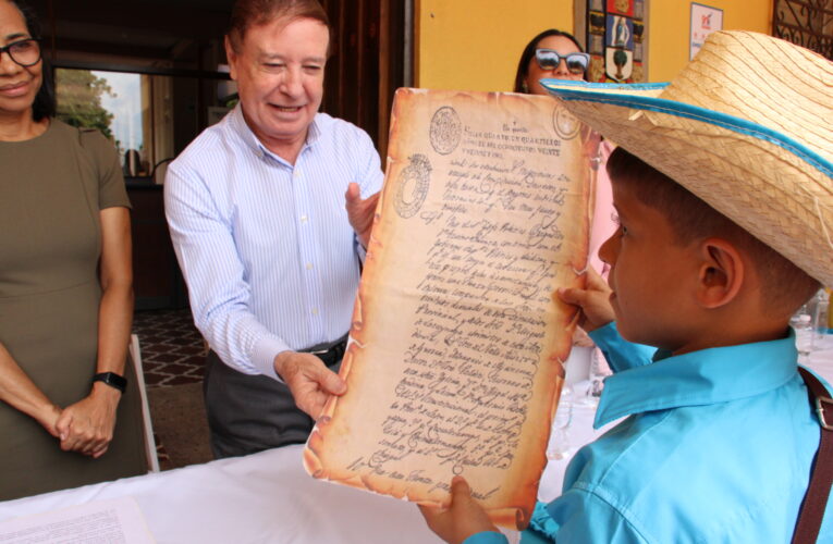 Comayagua conmemora con júbilo  203 años de la llegada de los Pliegos de Independencia a esta ciudad