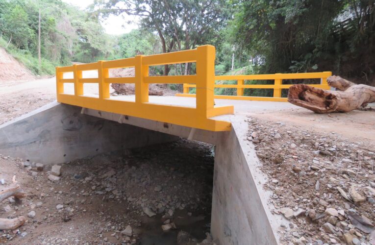 Alcaldía de Comayagua construye importante puente vehicular en la colonia La Maravilla